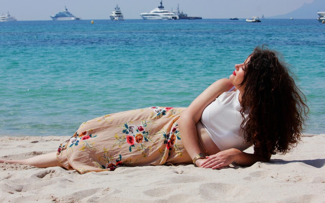 Why Using a Moisturizer After Tanning Is a Must (Yes, a MUST)